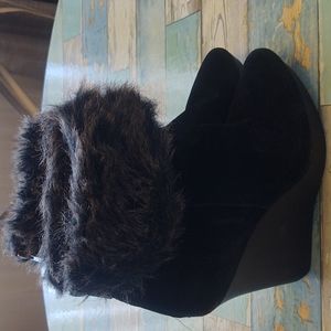 Nine West black wedges / booties